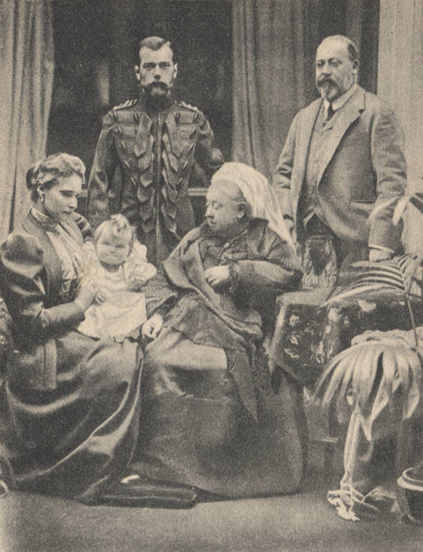 La tsarine avec sa grand mère la reine Victoria